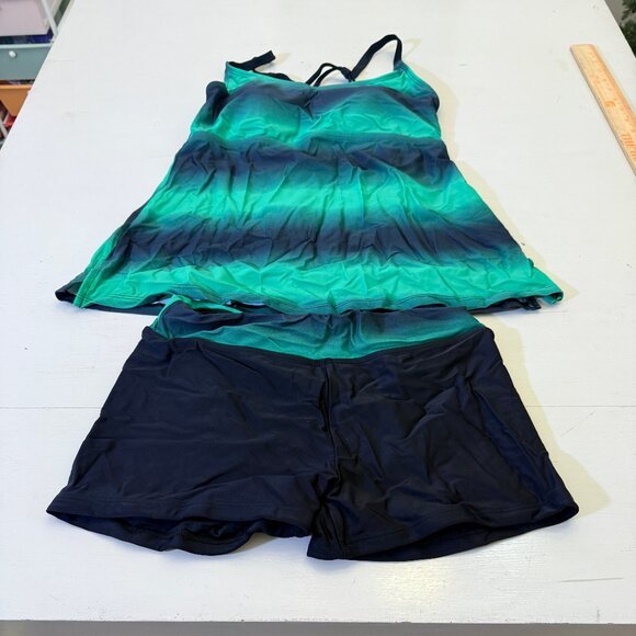 Dokotoo Two Piece Swim Short Set Size Medium - Picture 3 of 12